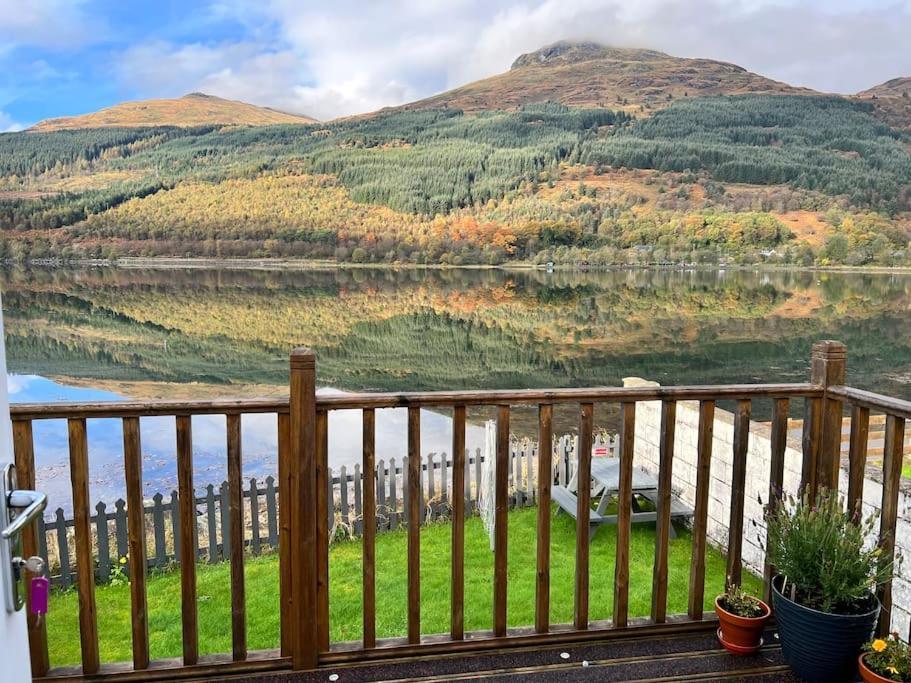 Cottage On The Loch Аррочар Экстерьер фото